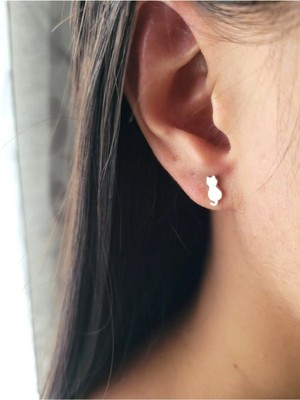 Normadia 925 Ayar Gümüş Kedi Figürlü Minimalist Stud Küpe