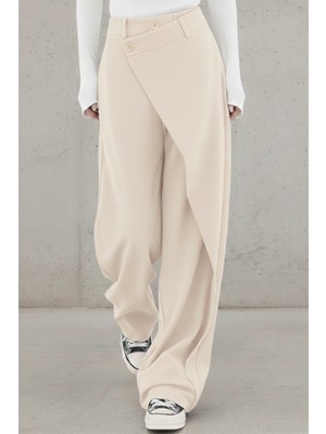 x Nurbeli Kadın Asimetrik Tasarımlı Düğme Kapama Palazzo Pantolon