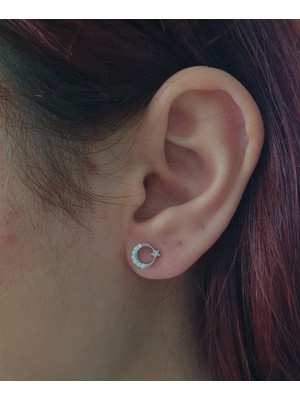 Normadia Parlak 925 Ayar Gümüş Ay Yıldızlı Taşlı Çivili Küpe