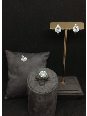 Lunel Silver Elmas Kesim Taşlı Gümüş Takı Seti - Kolye Ucu, Küpe ve Yüzük | Şık ve Göz Alıcı Tasarım