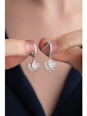 Normadia Şık 925 Ayar Gümüş Model Küpe, Zarif ve Modern Takı Tasarımı