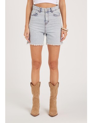 Tudors Kadın Regular Fit Klasik Kesim Pamuklu Açık Mavi Jean Kot Şort