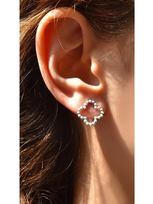 Normadia Yonca Model Renkli Gümüş 925 Ayar Küpe, Şık ve Zarif Takı