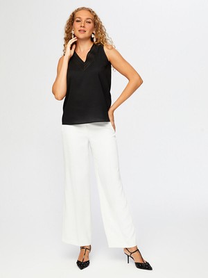 Faik Sönmez Yakası Delik Işi Nakış Detaylı Şık Atlet W26ATL015