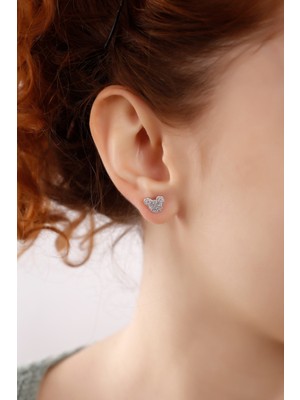 Normadia Zirkon Taşlı 925 Ayar Gümüş Küpe, Şık ve Parlak Takı Tasarımı