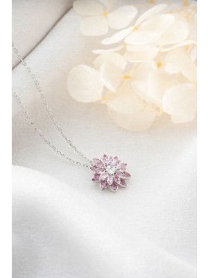 Çekirdek Jewelry 925 Ayar Gümüş Lotus Kolye