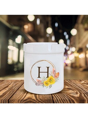 Hediyara Çiçek Desenli H Harfi Baskılı Seramik Şık Küllük