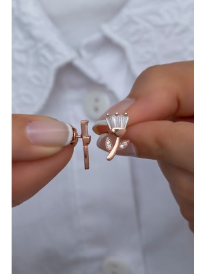 Normadia 925 Ayar Gümüş Taşlı Lale Küpe, Şık ve Zarif Takı Seçeneği