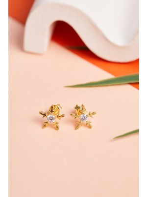 Normadia 925 Ayar Gümüş Zarif Kar Tanesi Küpe, Şık ve Parlak Tasarım