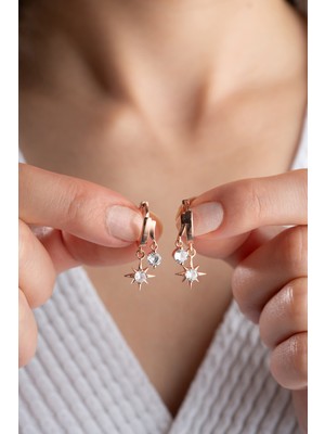 Normadia 925 Ayar Gümüş Çift Kutup Yıldızı Taşlı Küpe, Şık ve Zarif Tasarım