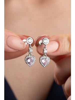 Normadia Zirkon Taşlı Pembe Kalp Gümüş Küpe, Şık ve Zarif Tasarım