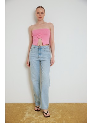 Avrile Çiçek Detaylı Triko Top