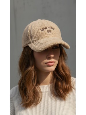 Kadın Bej New York Nakışlı Peluş Kep Şapka - Teddy Beyzbol Şapkası