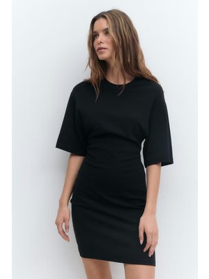 Madmext Siyah Bisiklet Yaka Yarım Kollu Kadın Tişört Elbise MG2656