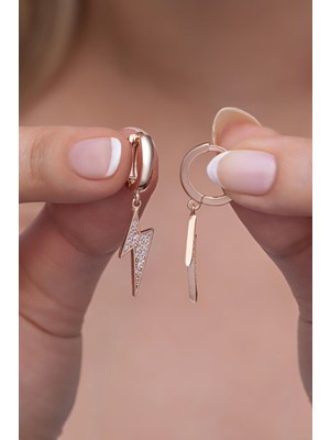 Normadia 925 Ayar Gümüş Sallantılı Tamtur Şimşek Küpe, Şık ve Zarif Tasarım