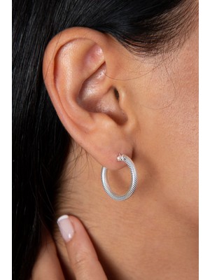 Normadia 925 Ayar Gümüş Halka Model Küpe, Zarif ve Şık Takı