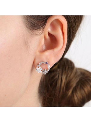 Normadia Bahar Bahçesi Temalı Manolya Çiçekli Gümüş Küpe, Zarif ve Şık Takı