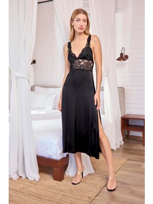 MOTTO10 Butik Göğüs ve Sırt Dekolteli Dantelli ve Yırtmaçlı Saten Gecelik