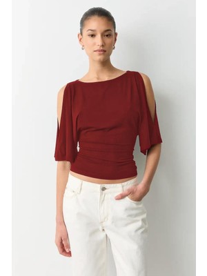 Madmext Bordo Belden Büzgülü Yarasa Kollu Açık Omuz Bluz MG2672