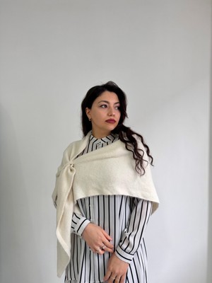 Blackbird Luxe Içten Geçirmeli Triko Üçgen Şal