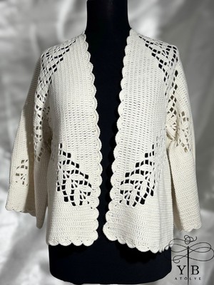 El Yapımı Yaprak Motifli Altıgen Hırka