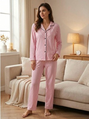 Kadın Pembe ve Gri Çizgili Gömlek Yaka Boydan Düğmeli Penye Pijama Takımı