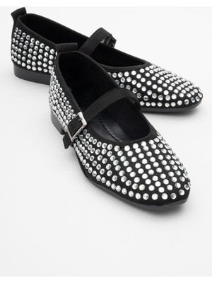 Ccway Kadın Kemerli Taşlı Küt Burunlu Babet Siyah Gümüş