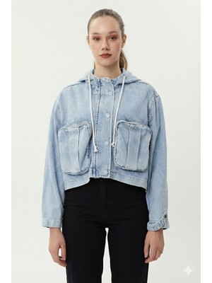 Twister Bc J75-02 Light Blue Kapşonlu Körüklü Cep Detaylı Oversize Kısa Kadın Kot Ceket Açık Mavi