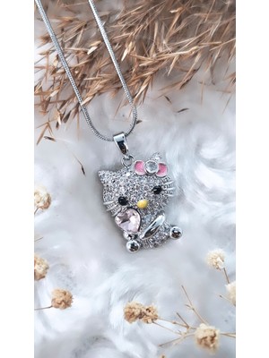 Normadia Sevimli Hello Kitty Çelik Kolye, Prenses Taçlı, Şık ve Zarif Takı