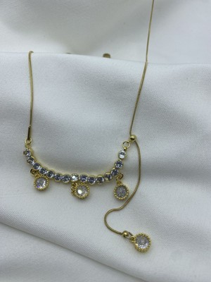 Normadia Parlak Taşlı Paslanmaz Çelik Altın Kaplama Şık Kolye