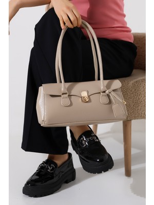 BALANZ Bej Kadın Çanta Kilit Kapamalı Baget Deri El ve Omuz Çantası