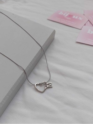 Normadia Şık Kalpli M Harfli Çelik Kolye, Zarif ve Dayanıklı Takı