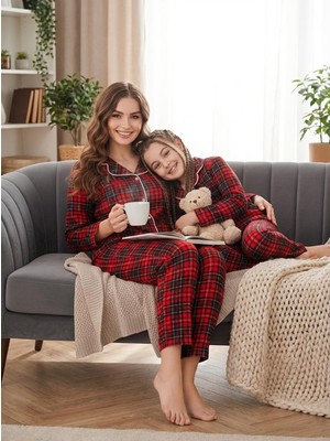 Anne Kız Çocuk ( Ayrı Satılır) Kırmızı Ekoseli Boydan Düğmeli Pamuk Süet Pijama Takımı