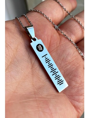 Normadia Dikdörtgen Çubuk Çelik Kolye, Unisex, Şık ve Modern Takı