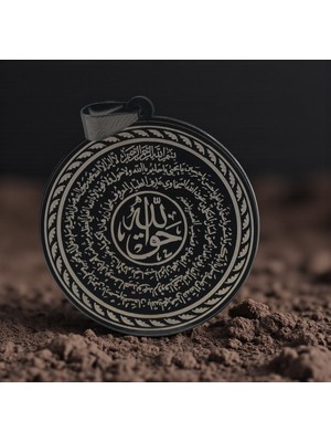 Normadia Titanyum Kaplama Çelik Kolye, Hakkani Mührü ve Nalı Şerif Yazılı Tasarım