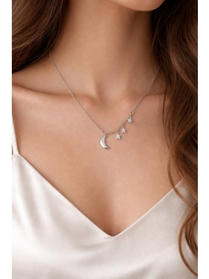 Kisa Gümüş Kadın Kolyesi