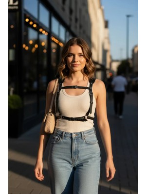 Çamaşır Kenti Siyah Kadın Kemer Deri Çoklu Tokalı Göğüs Detaylı - CMSR1269