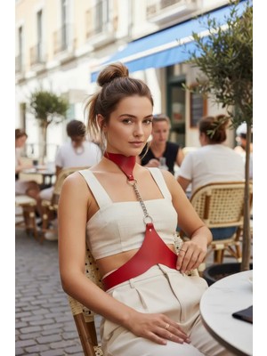 Çamaşır Kenti Kırmızı Kadın Kemer Deri Boyunluklu Zincir Detaylı - CMSR1265