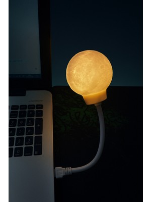 3D Ay Şekilli USB LED Masa Lambası Altın Renkli Dekoratif Aydınlatma Özelliği ile Modern Tasarım