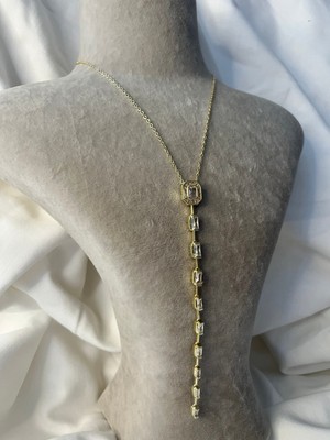 Normadia Gold Renk Baget Taşlı Uzun Kolye, Zarif ve Parlak Tasarım