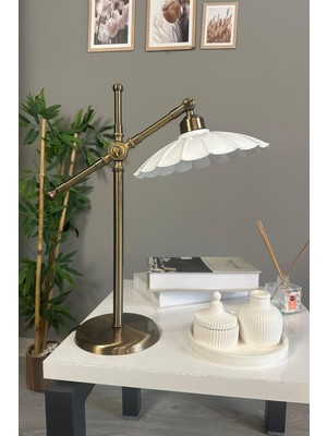 Şık Beyaz Metal Masa Okuma Lambası E27 Duylu, Modern ve Işlevsel Tasarım