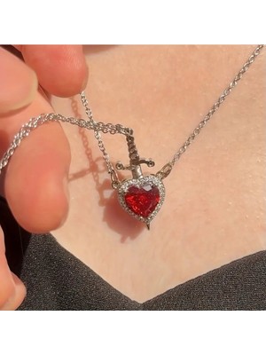 Normadia Sevgiliye Özel Kalp ve Kılıç Çelik Çift Kolyesi