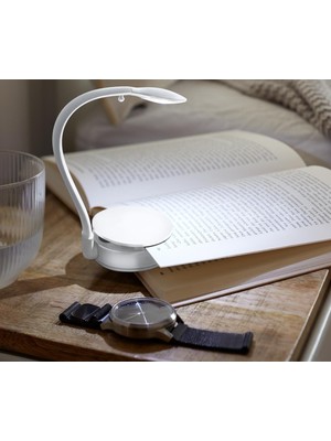 Pratik LED Okuma Lambası, Şık Tasarım ve Enerji Tasarrufu