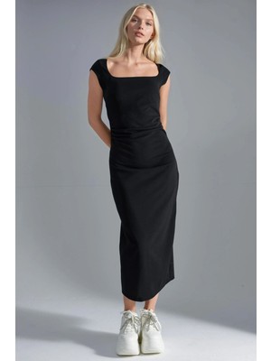 Hiccup Kadın Busem Kare Yaka Yırtmaçlı Midi Elbise Siyah