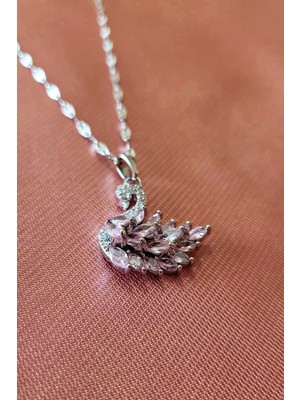 Normadia Işıltılı Kuğu 316L Paslanmaz Çelik Kadın Kolye, Şıklık ve Zarafet Için