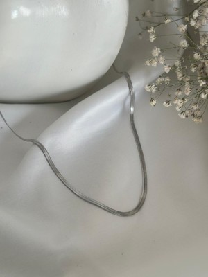 Normadia Şık Italyan Çelik Zincir Kolye, Gümüş Renk, Dayanıklı ve Zarif Tasarım