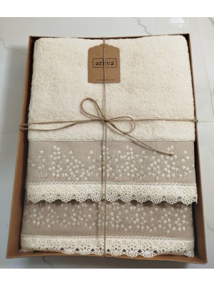 Arliva Home Naturel Bukle Nakışlı Kutulu 2 Li Banyo Seti 50X85 cm Yüz Havlusu 90X150 cm Boy Havlusu