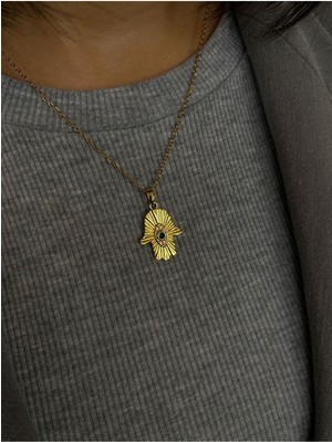 Normadia Şık ve Dayanıklı Altın Kaplama Vıp Kolye, Modern Tasarım, Yüksek Kalite