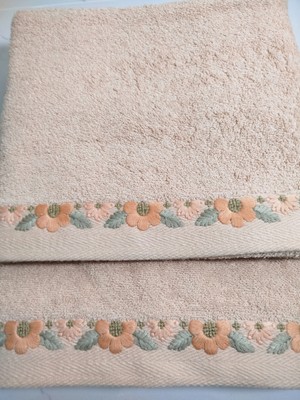 Arliva Home Bukle Nakışlı Kutulu Banyo Seti 50X90 cm Yüz Havlusu ve 90X150 cm Banyo Havlusu