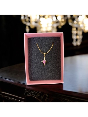 Normadia Pembe Taşlı Yıldız Motifli Şık Kadın Kolye, Zarif Tasarım